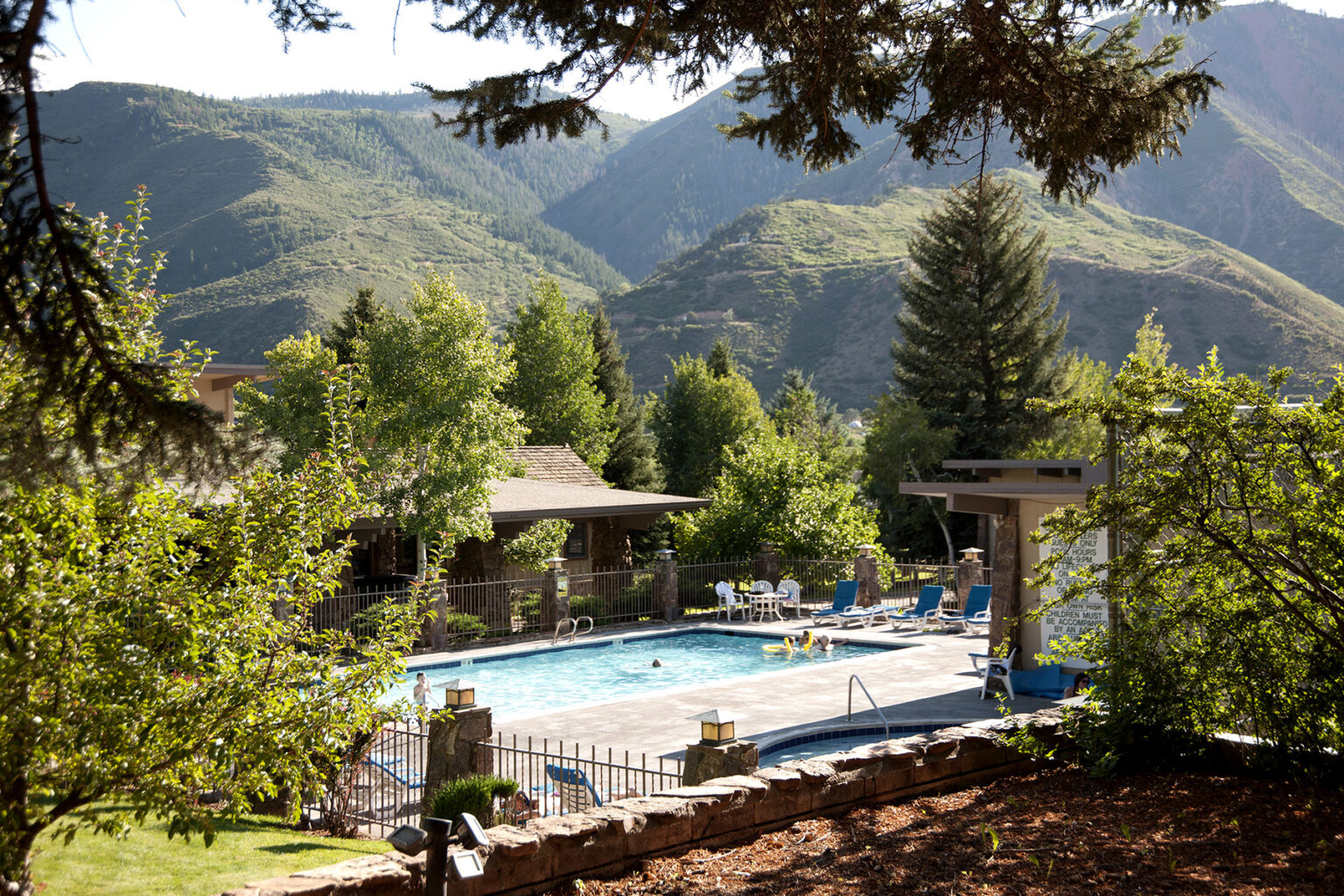 Gallery Antlers Best Western Glenwood Springs   POOL 1536x1024 